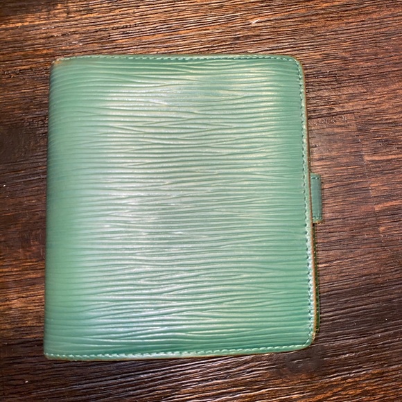 Sold - Picture 2 of 12